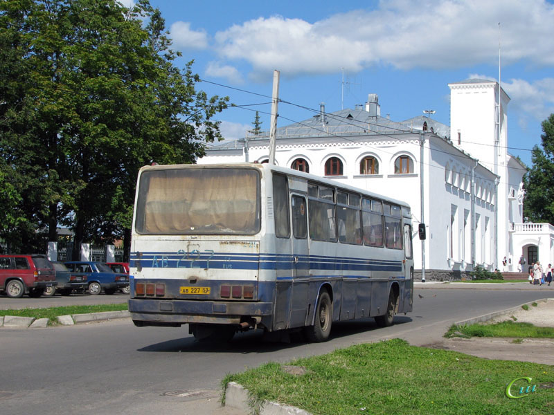 Великий Новгород. Ikarus 256 ав227