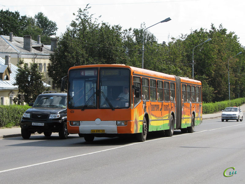 Великий Новгород. Mercedes-Benz O345G ав690