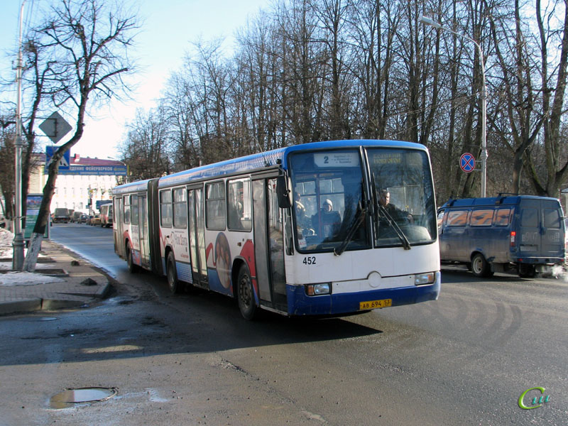 Великий Новгород. Mercedes-Benz O345G ав694