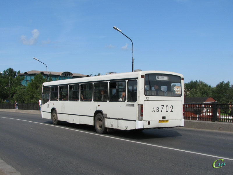 Великий Новгород. Mercedes-Benz O345 ав702