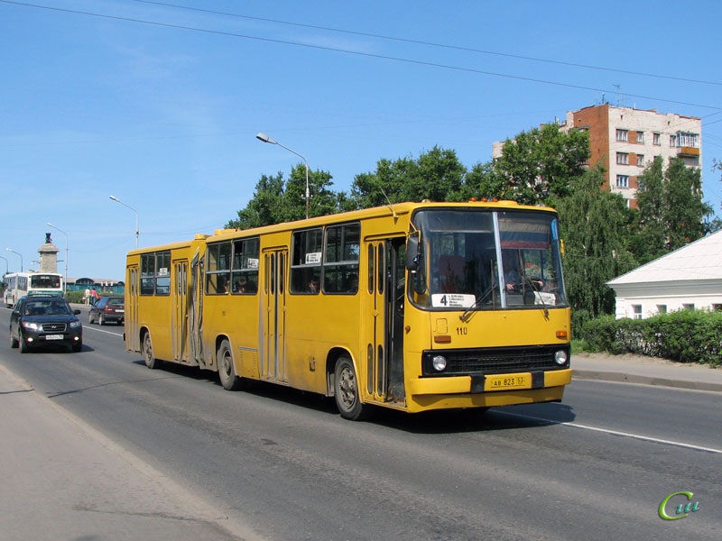 Великий Новгород. Ikarus 280.33 ав823