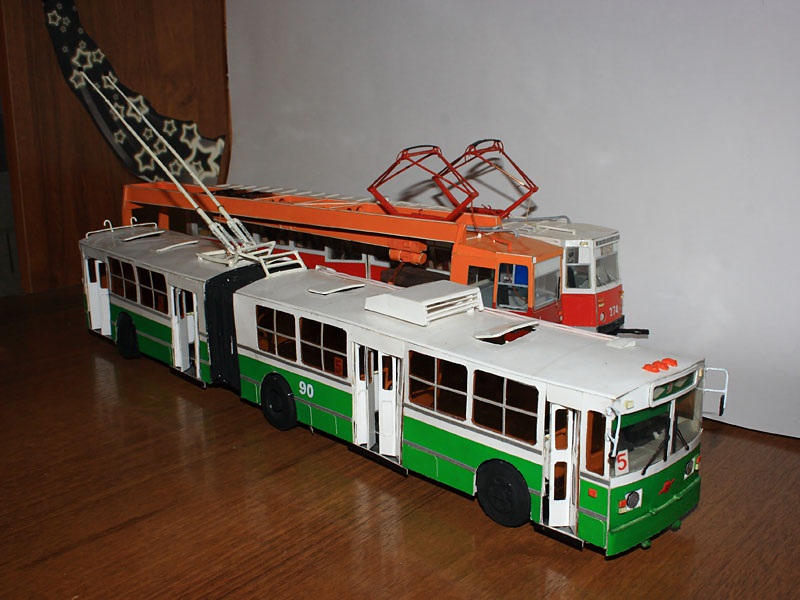 Таганрог. Модель троллейбуса ЗиУ-683В01