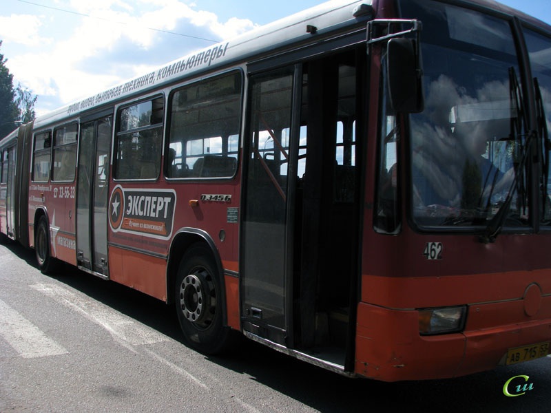 Великий Новгород. Mercedes-Benz O345G ав715