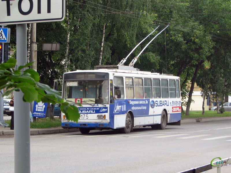 Вологда. Škoda 14TrM (ВМЗ) №175