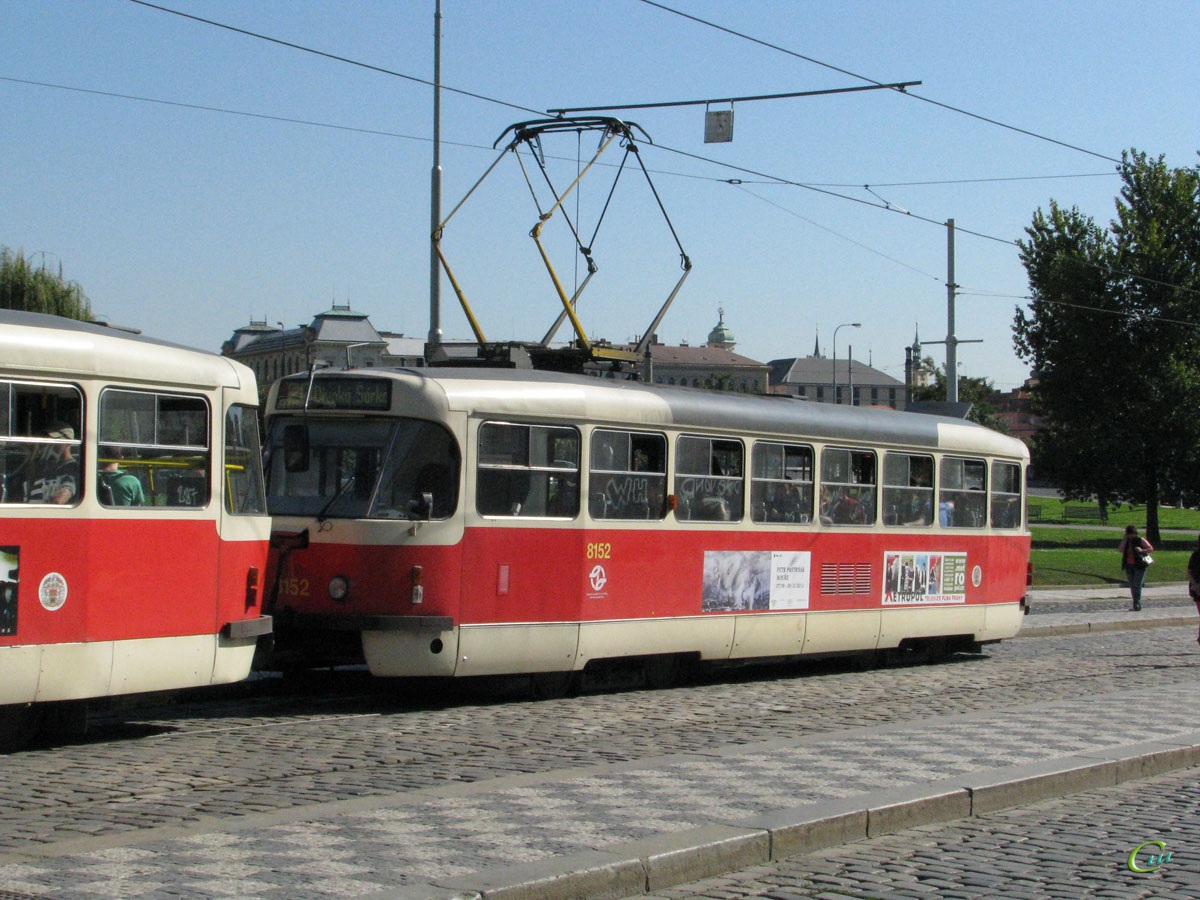 Прага. Tatra T3R.PV №8152