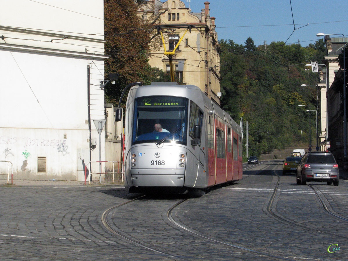 Прага. Škoda 14T №9168