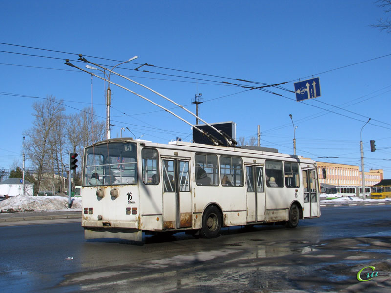 Великий Новгород. Škoda 14TrM (ВМЗ) №16