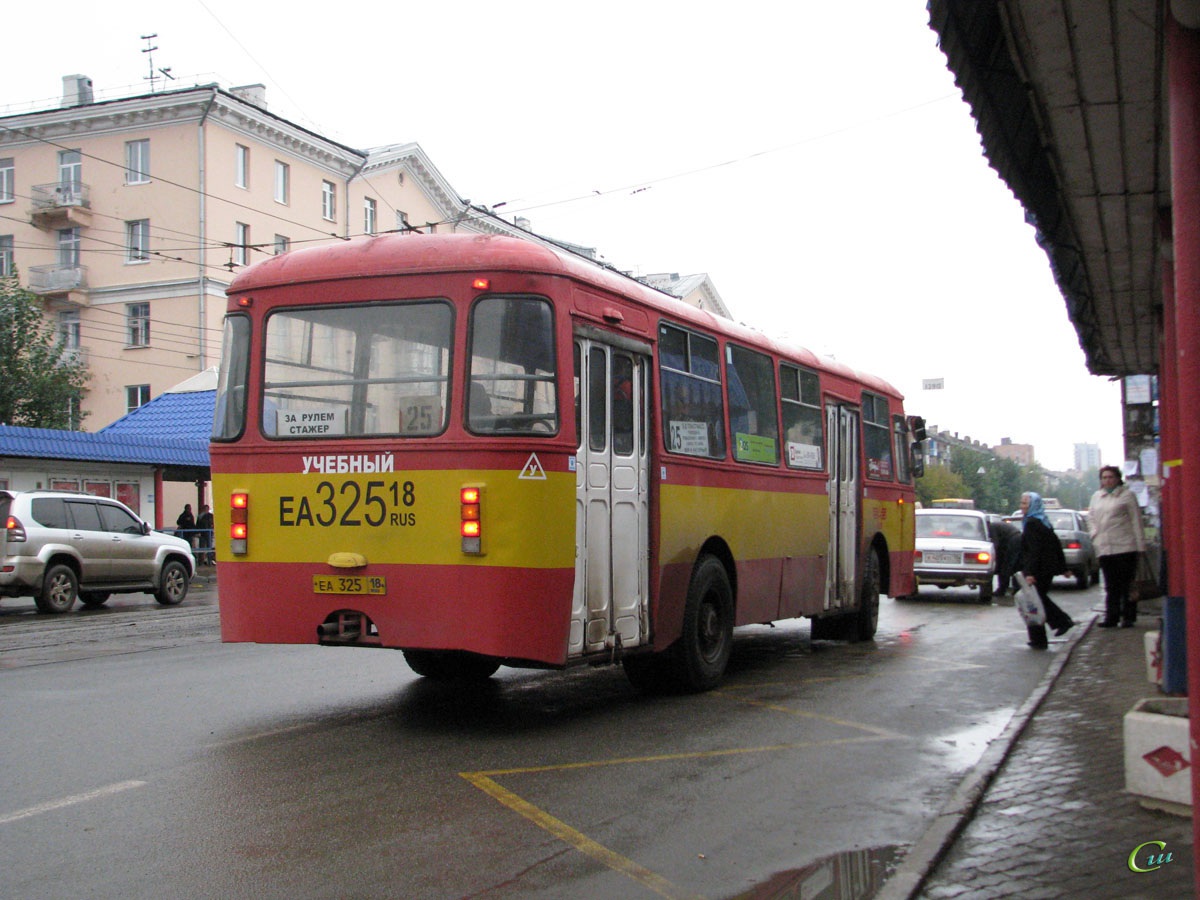 Ижевск. ЛиАЗ-677М еа325