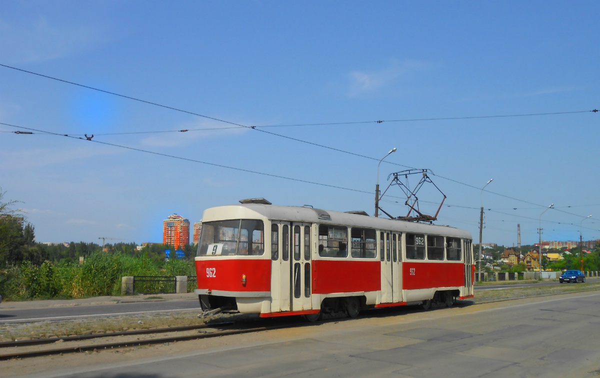 Донецк. Tatra T3SU №962