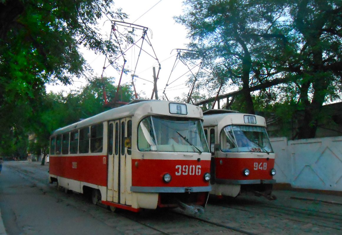 Донецк. Tatra T3 (двухдверная) №3906, Tatra T3SU №948