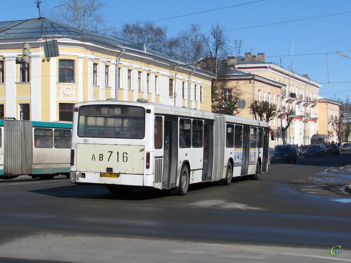 Великий Новгород. Mercedes-Benz O345G ав675, Mercedes-Benz O345G ав716