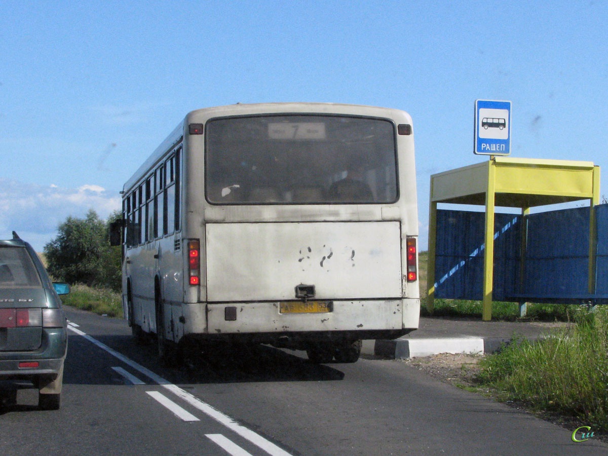 Великий Новгород. Mercedes-Benz O345 ав683