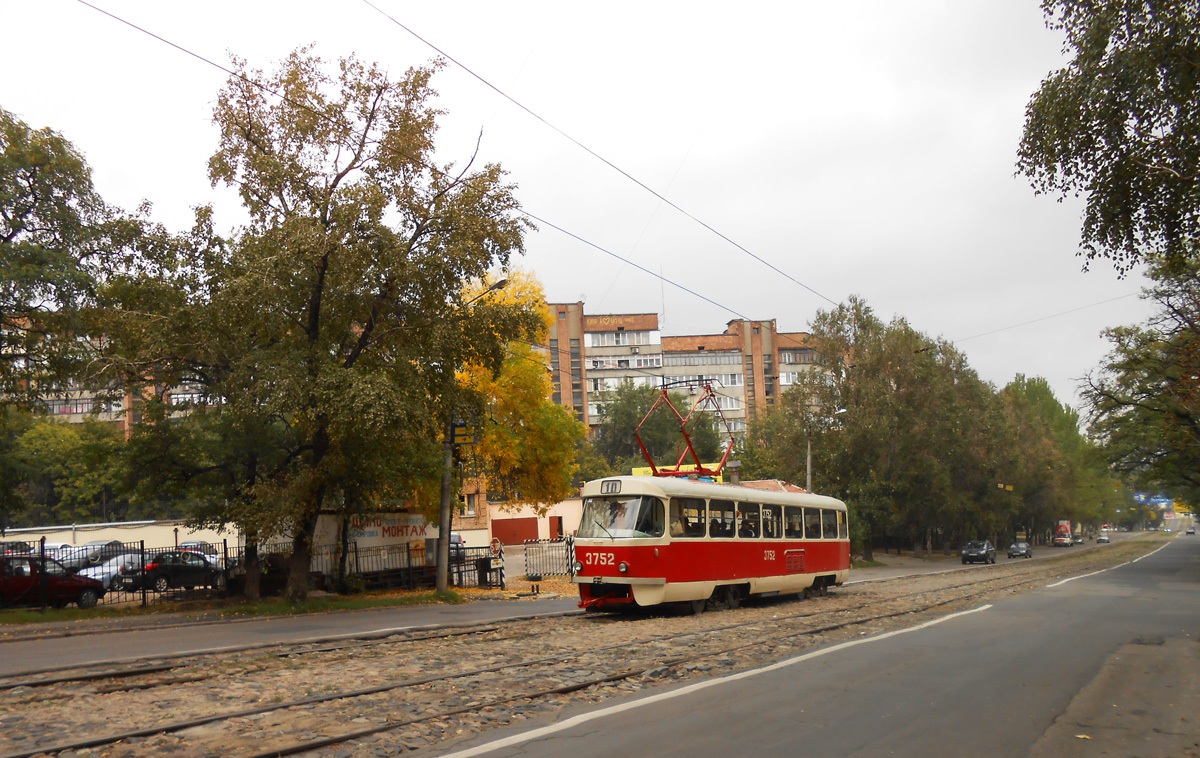 Донецк. Tatra T3 (двухдверная) №3752