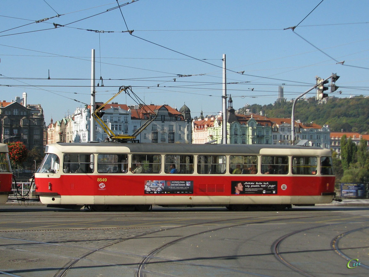 Прага. Tatra T3R.P №8549