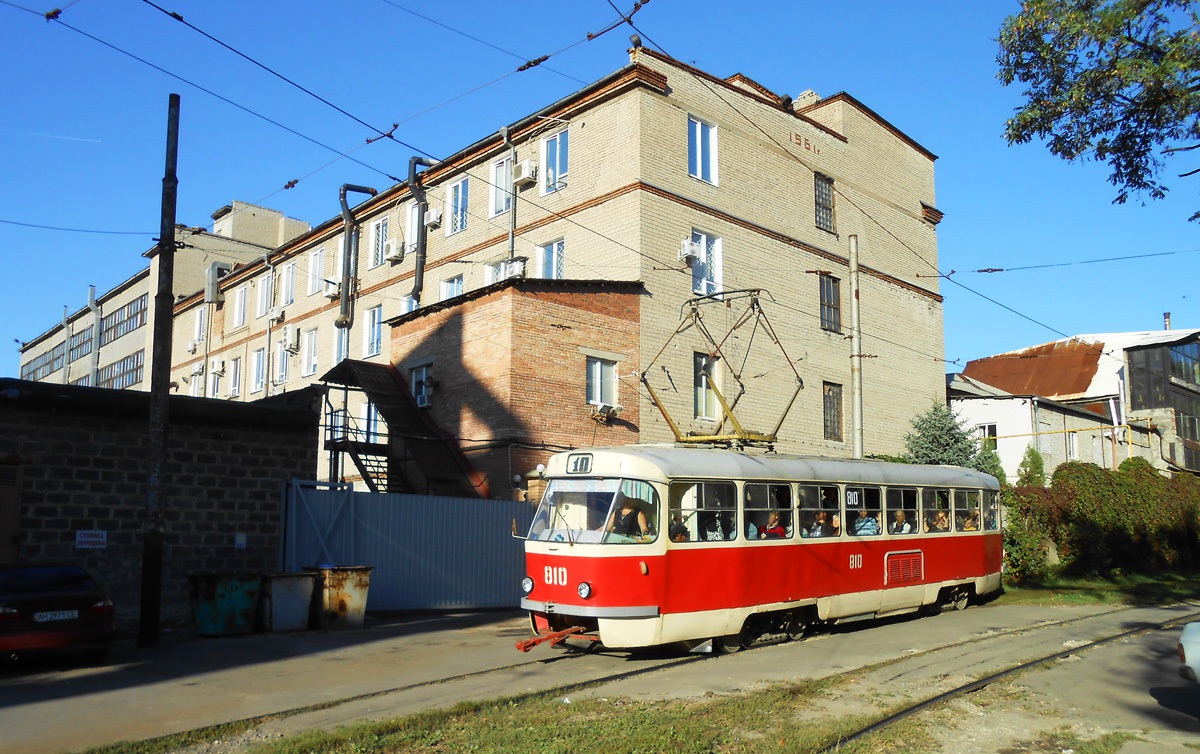 Донецк. Tatra T3 (двухдверная) №810