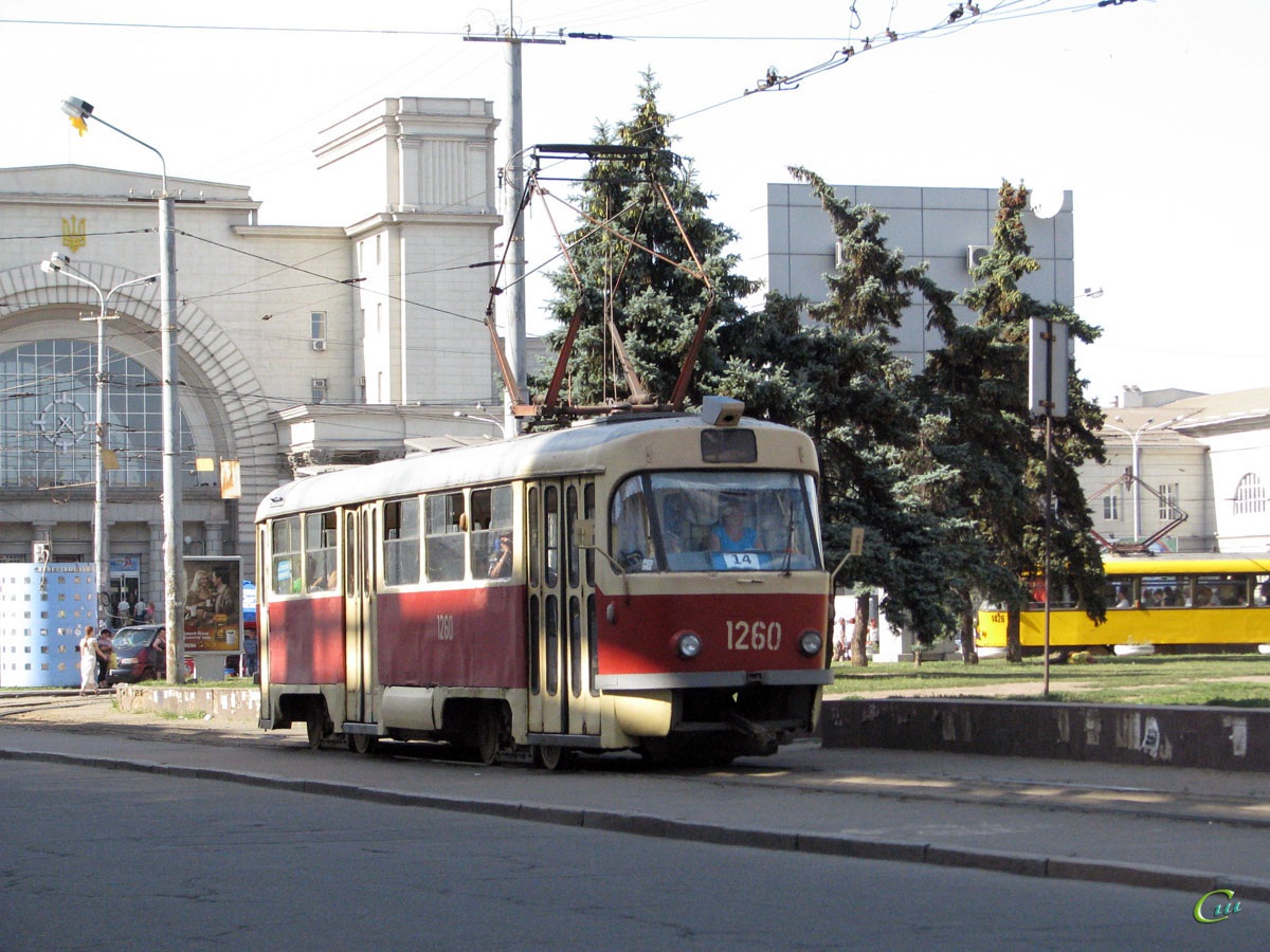 Днепр. Tatra T3SU №1260