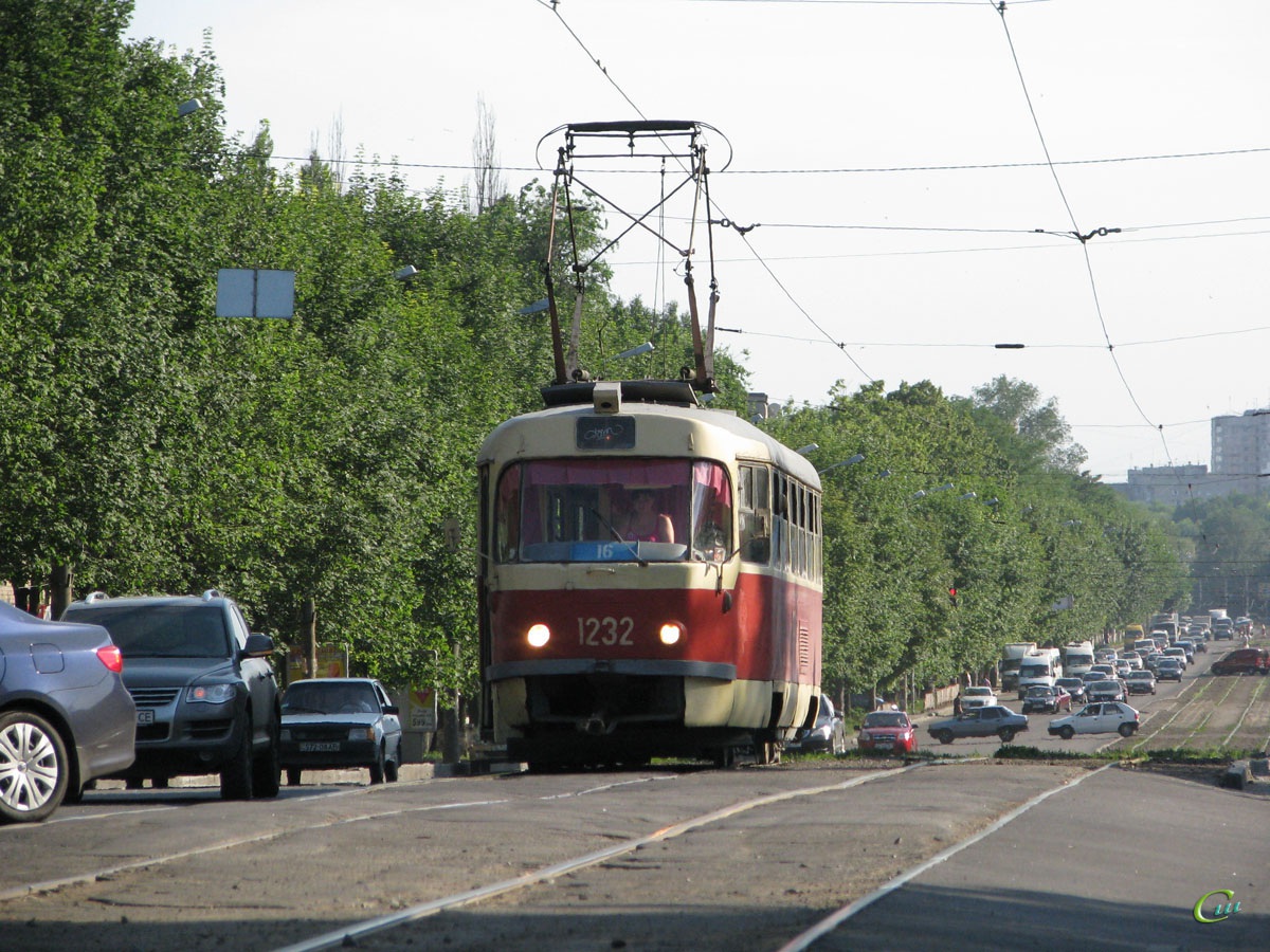 Днепр. Tatra T3SU №1232