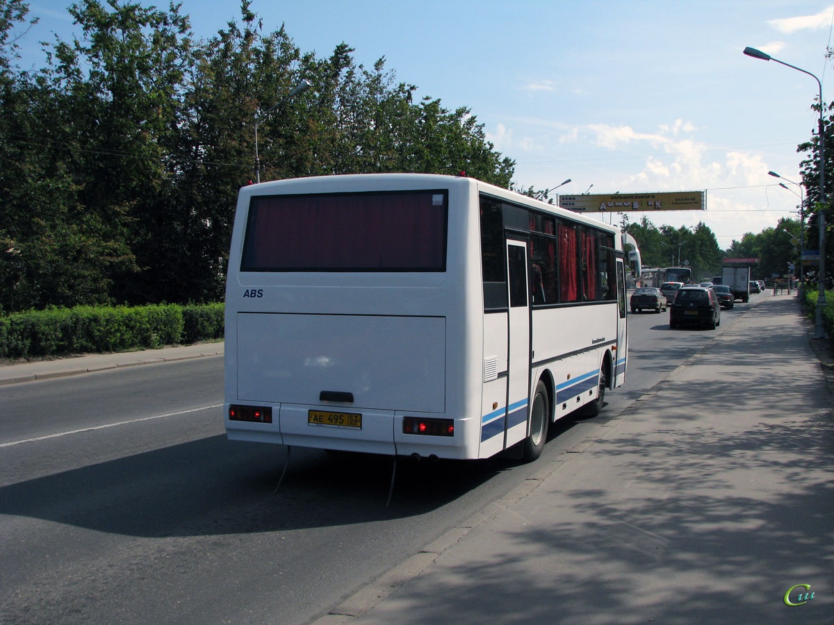 Великий Новгород. Автобус КАвЗ-4235 (ае495) на 255 маршруте