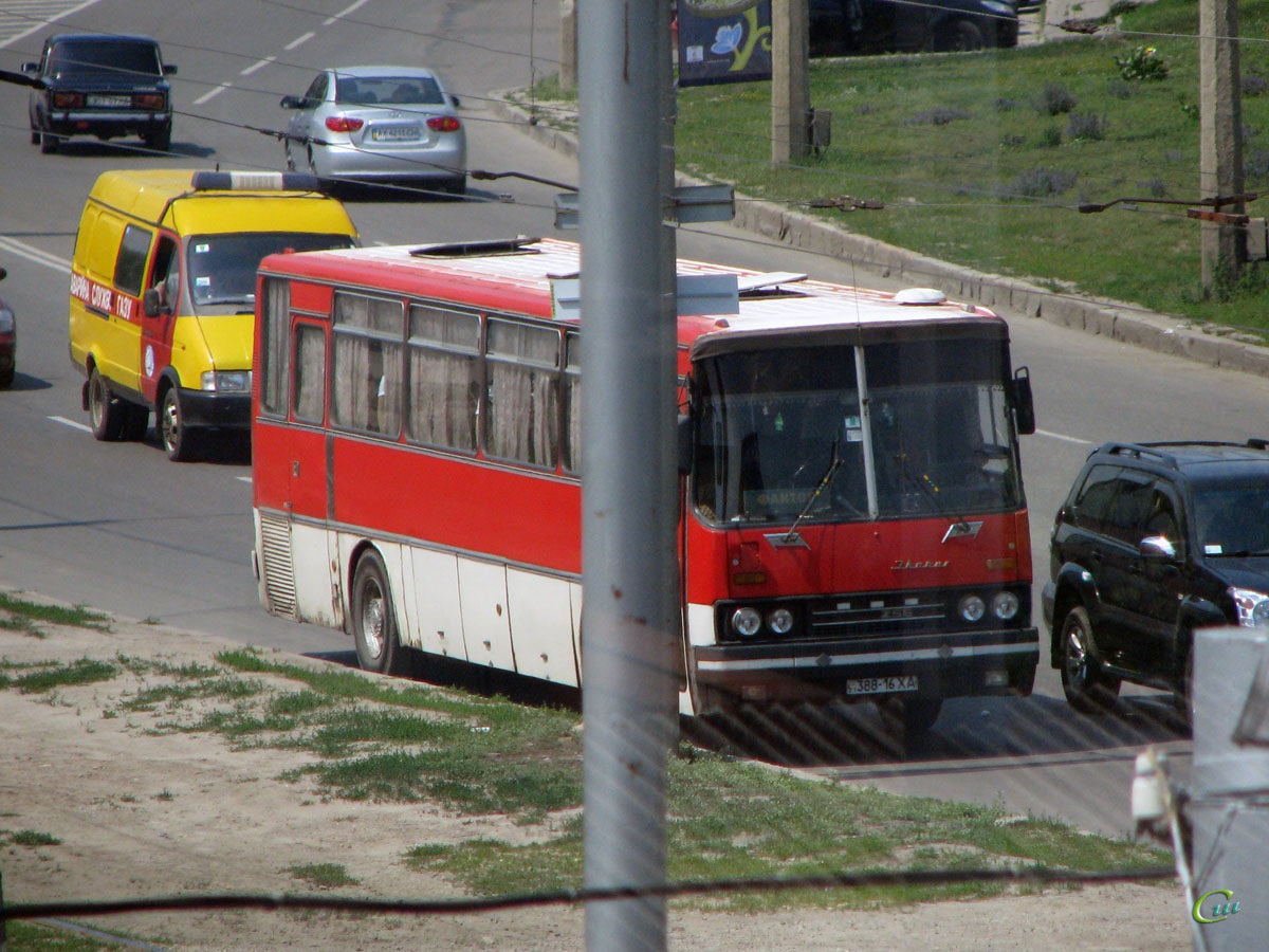 Харьков. Ikarus 256 388-16XA
