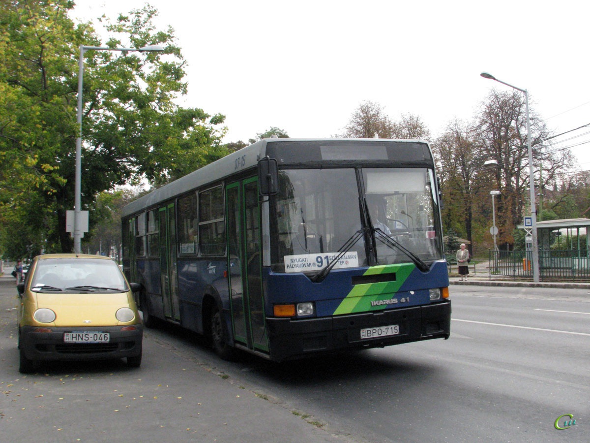Будапешт. Ikarus 415 BPO-715