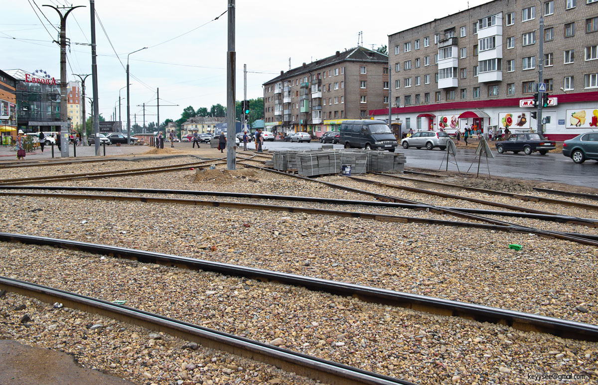 Смоленск. Свежеотремонтированный трамвайный треугольник на перекрестке улицы Крупской и Трамвайного проезда