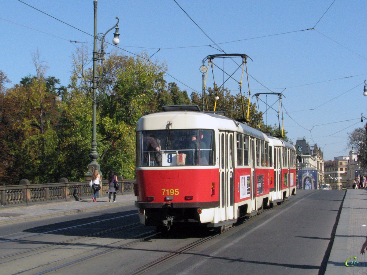Прага. Tatra T3SUCS №7195