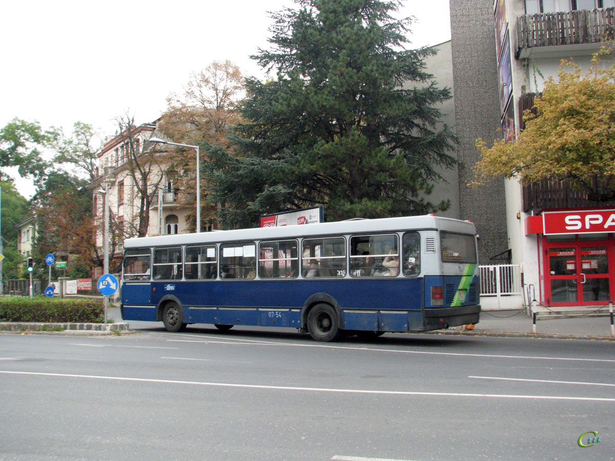 Будапешт. Ikarus 415 BPO-754
