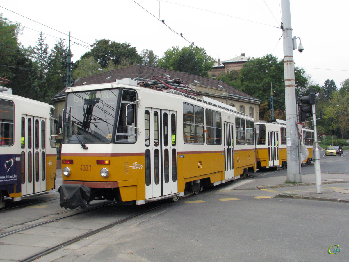 Будапешт. Tatra T5C5 №4327