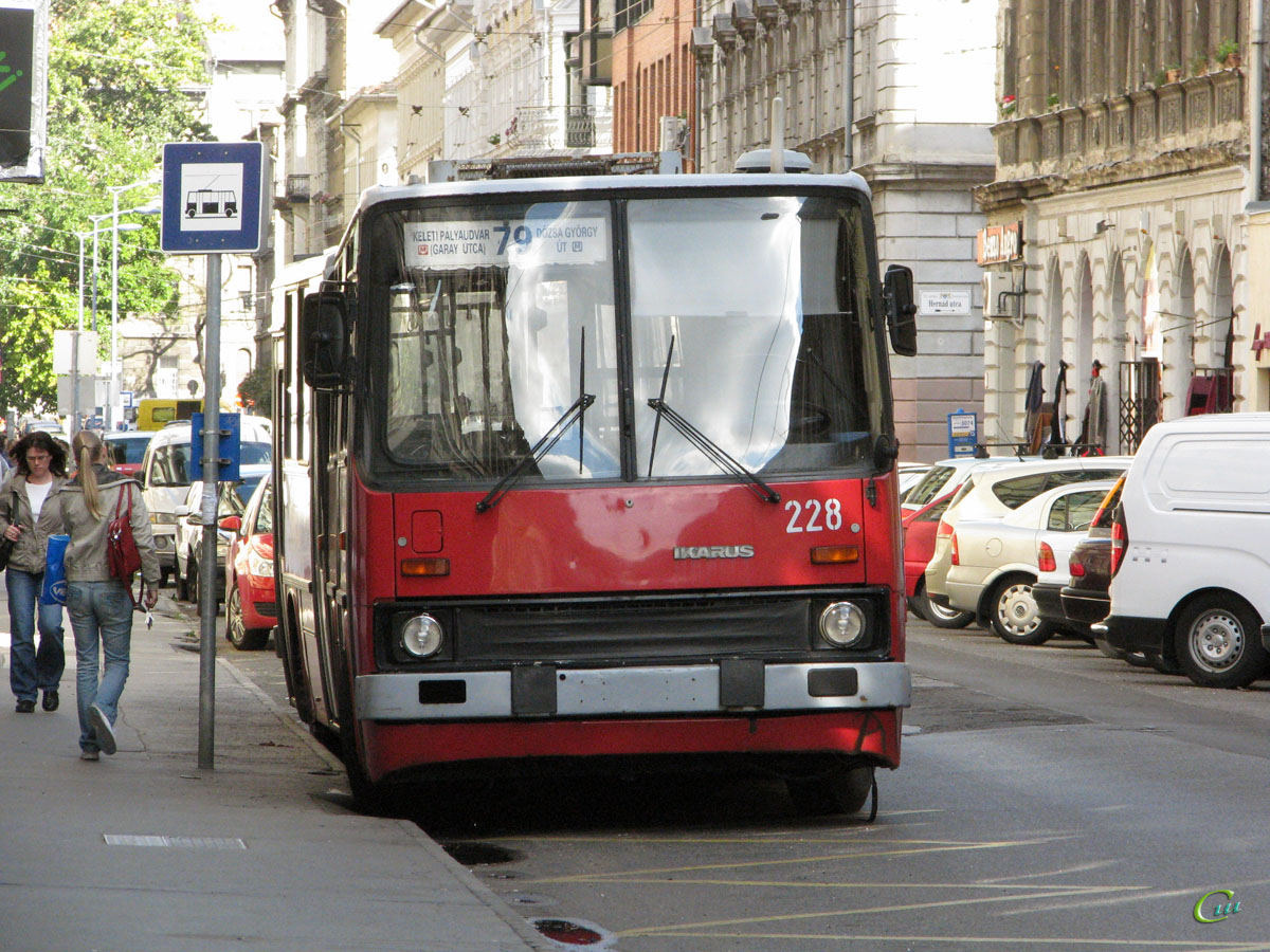 Будапешт. Ikarus 280.94 №228