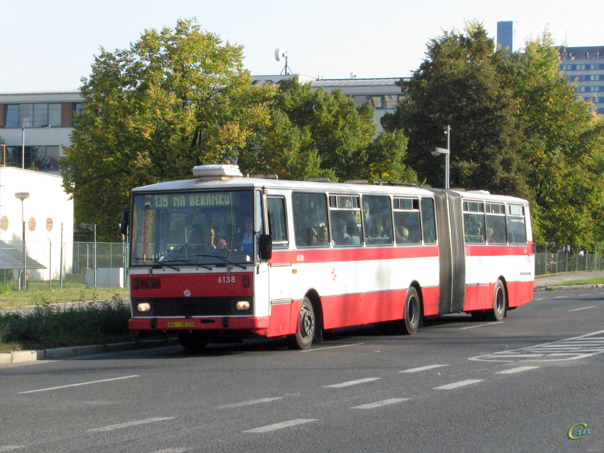 Прага. Karosa B741 AV 30-17
