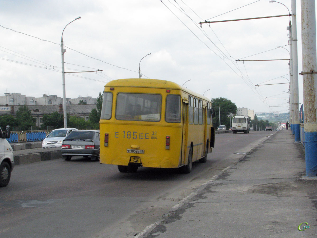 Брянск. ЛиАЗ-677М е185ее