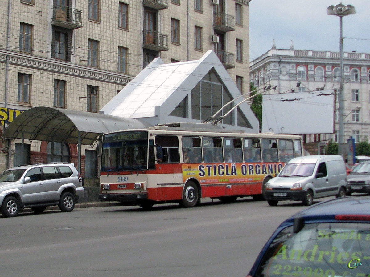 Кишинев. Škoda 14Tr13/6M №2139