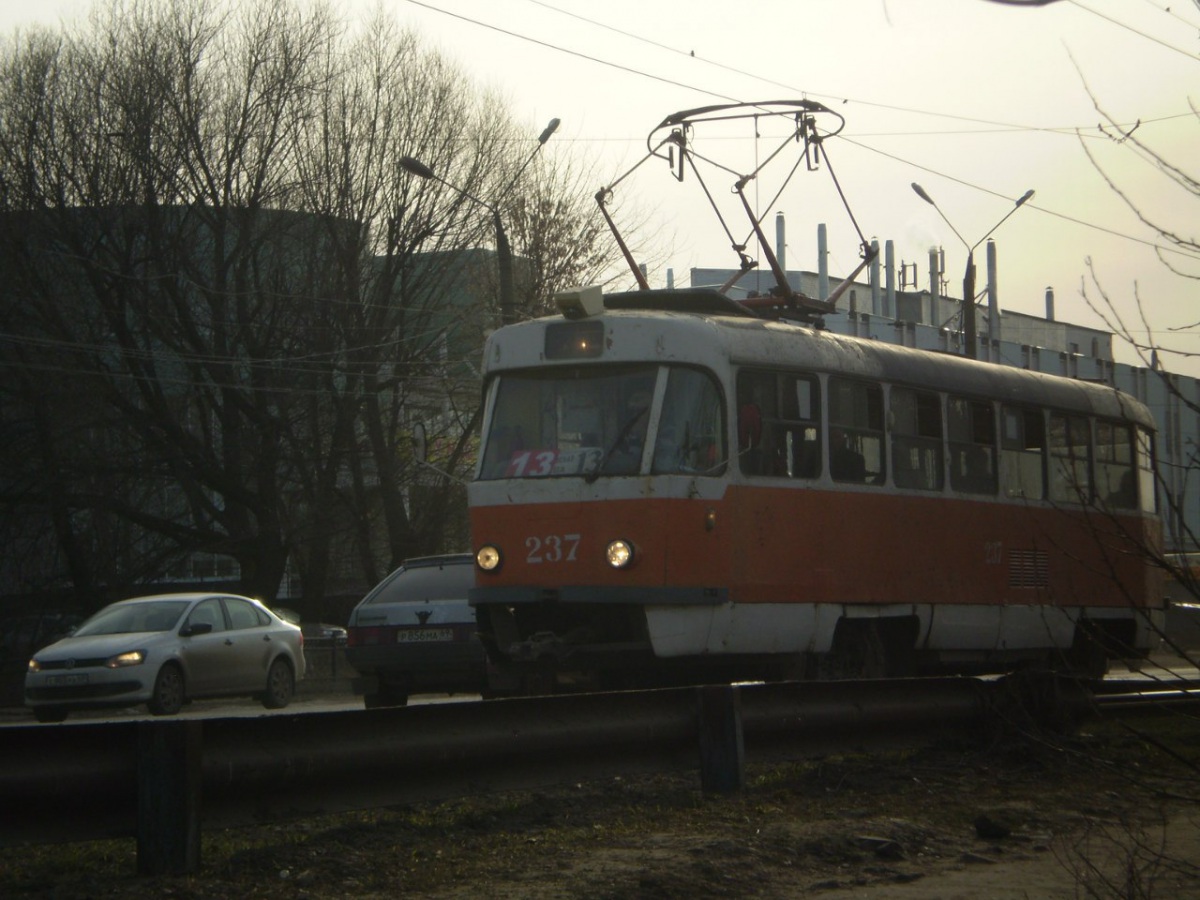 Тверь. Tatra T3SU №237