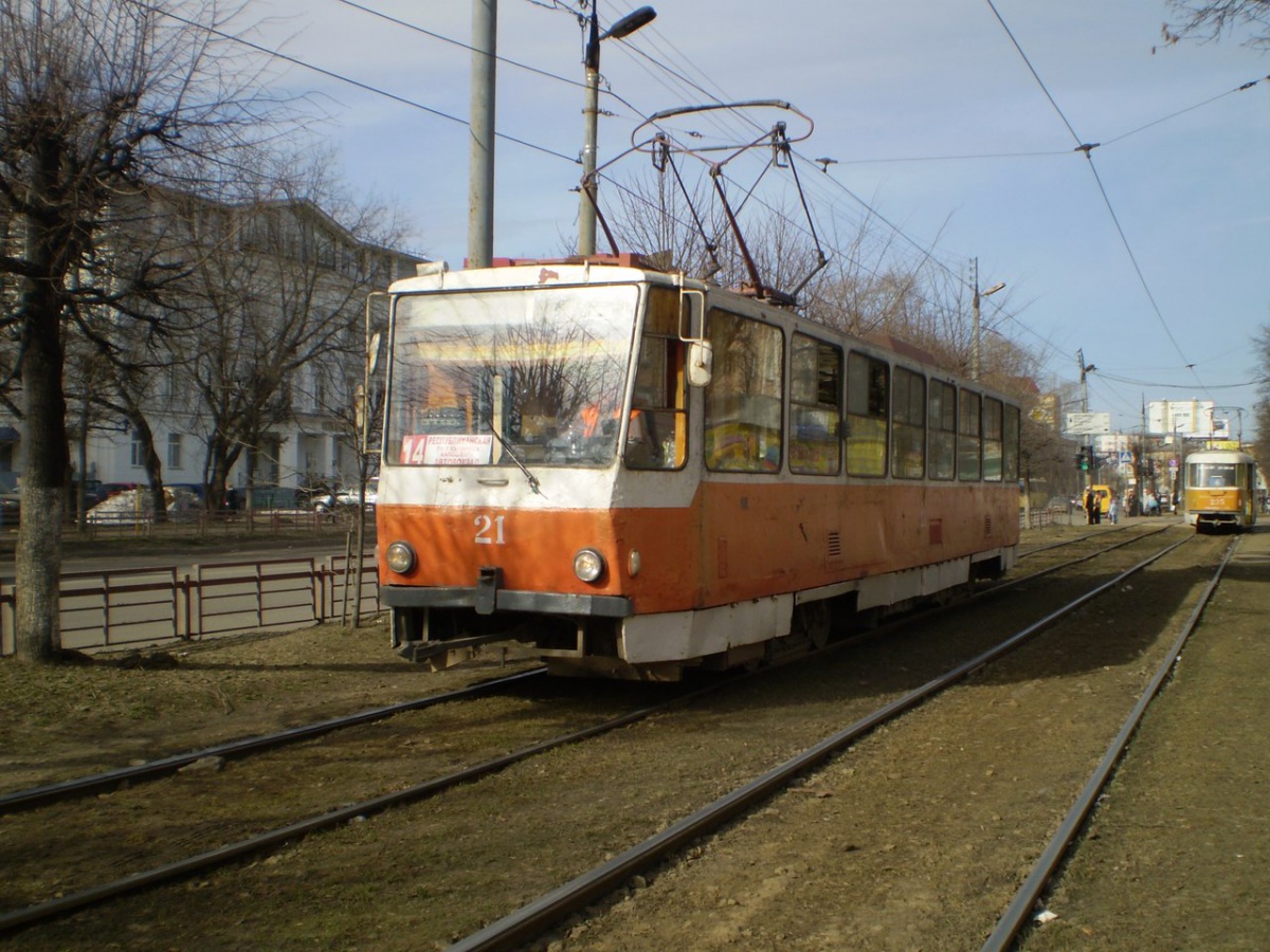 Тверь. Tatra T6B5 (Tatra T3M) №21