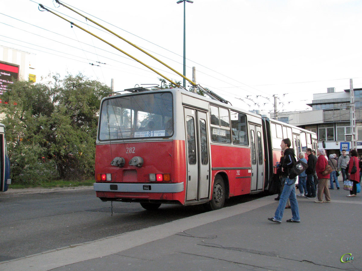 Будапешт. Ikarus 280.94 №282