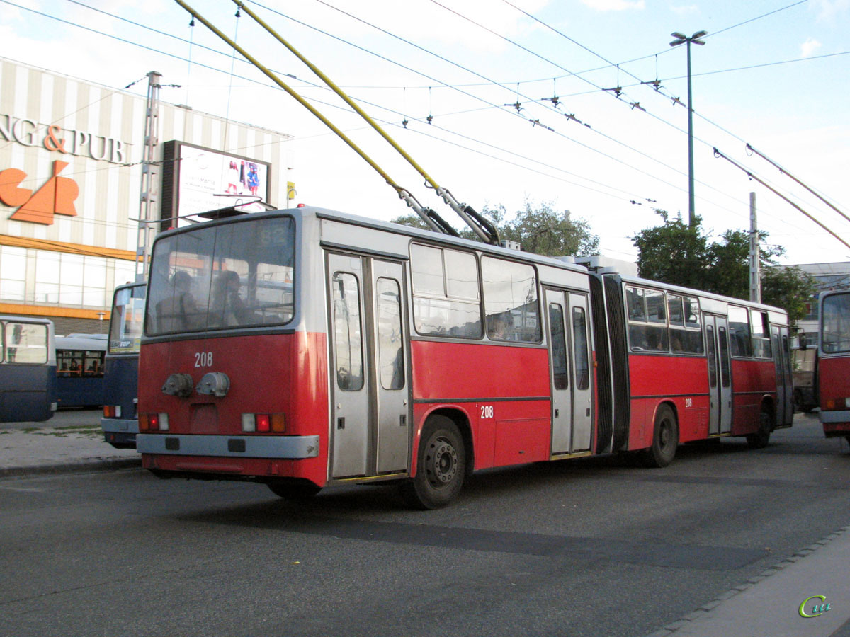 Будапешт. Ikarus 280.94 №208