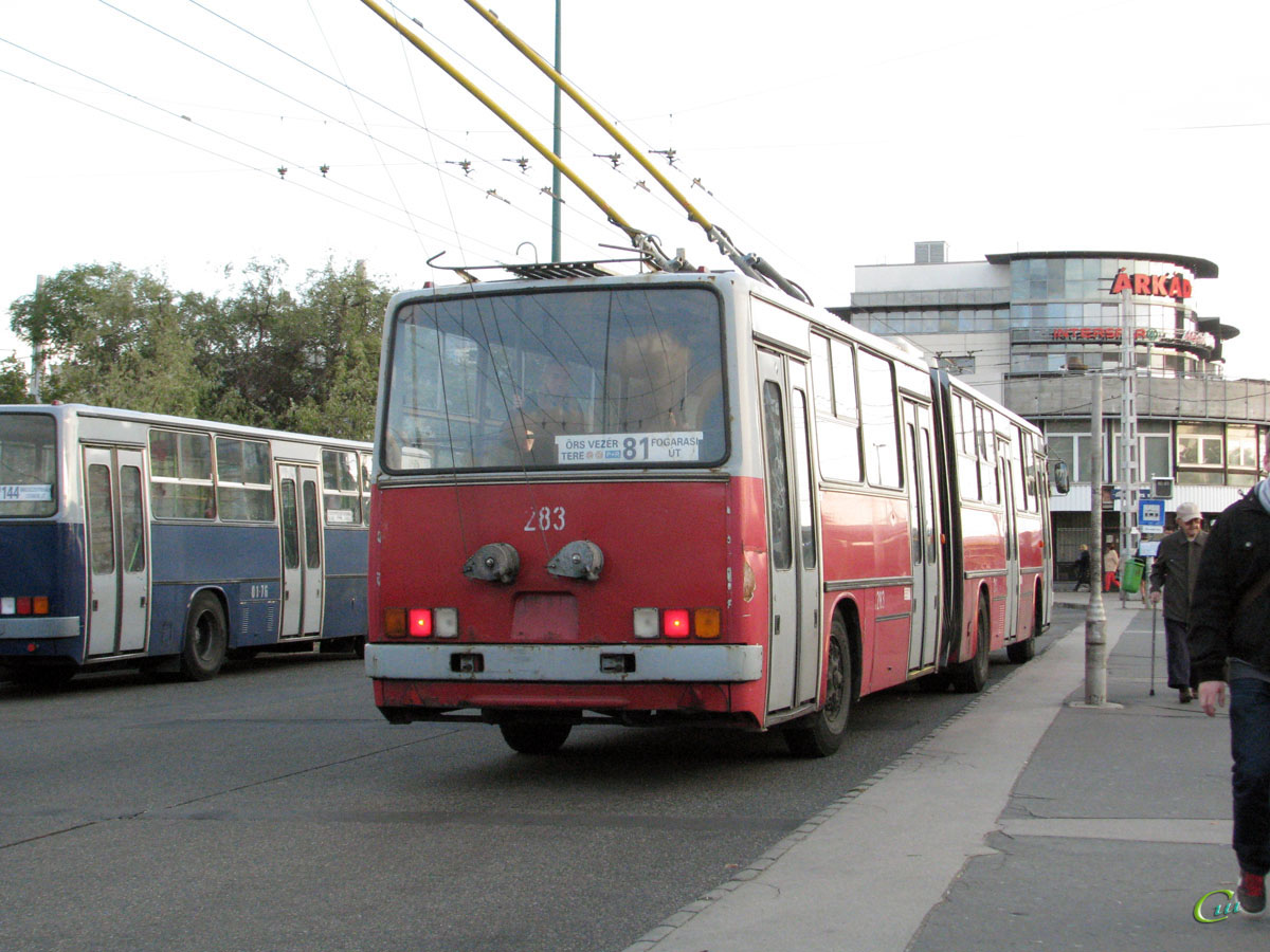 Будапешт. Ikarus 280.94 №283