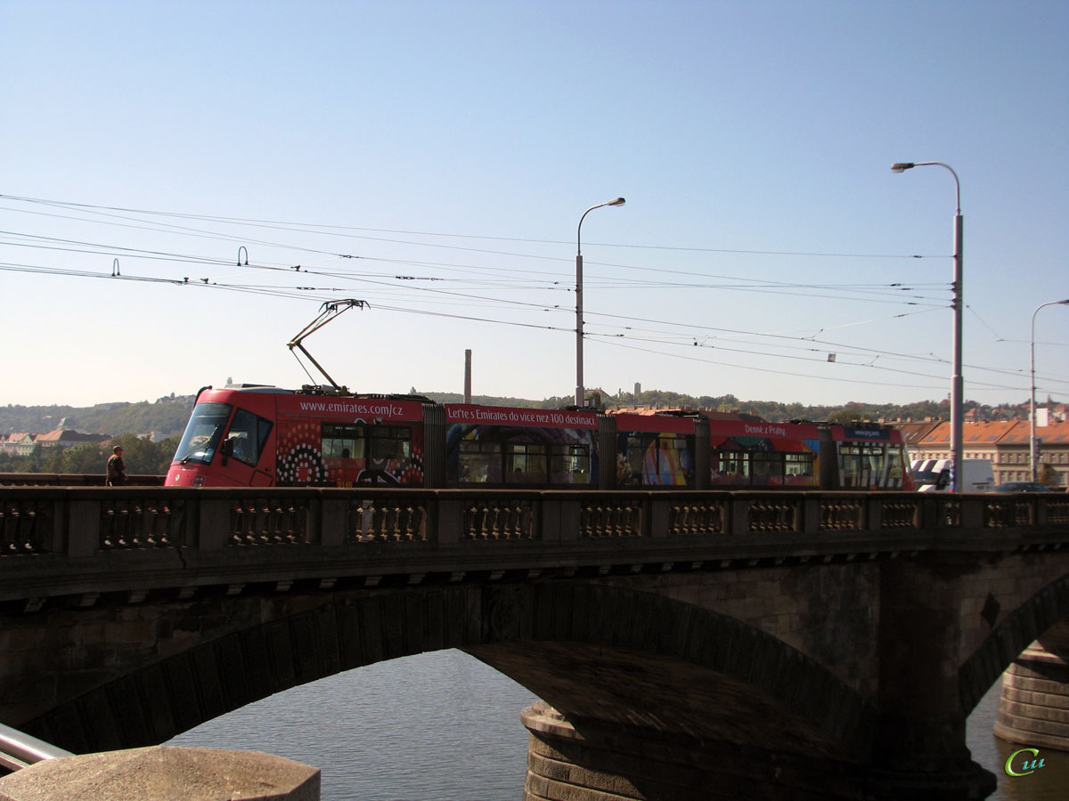 Прага. Škoda 14T №9146
