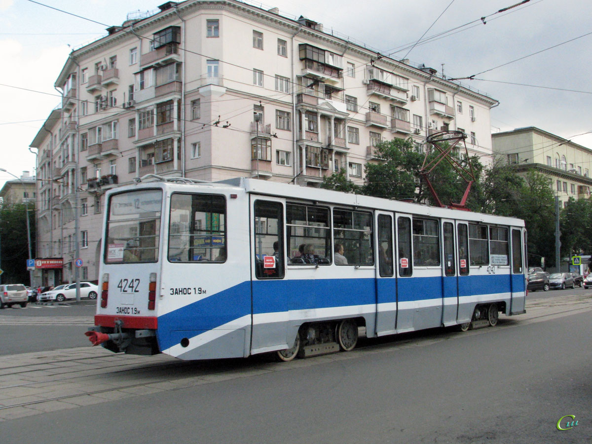 Москва. 71-608КМ (КТМ-8М) №4242