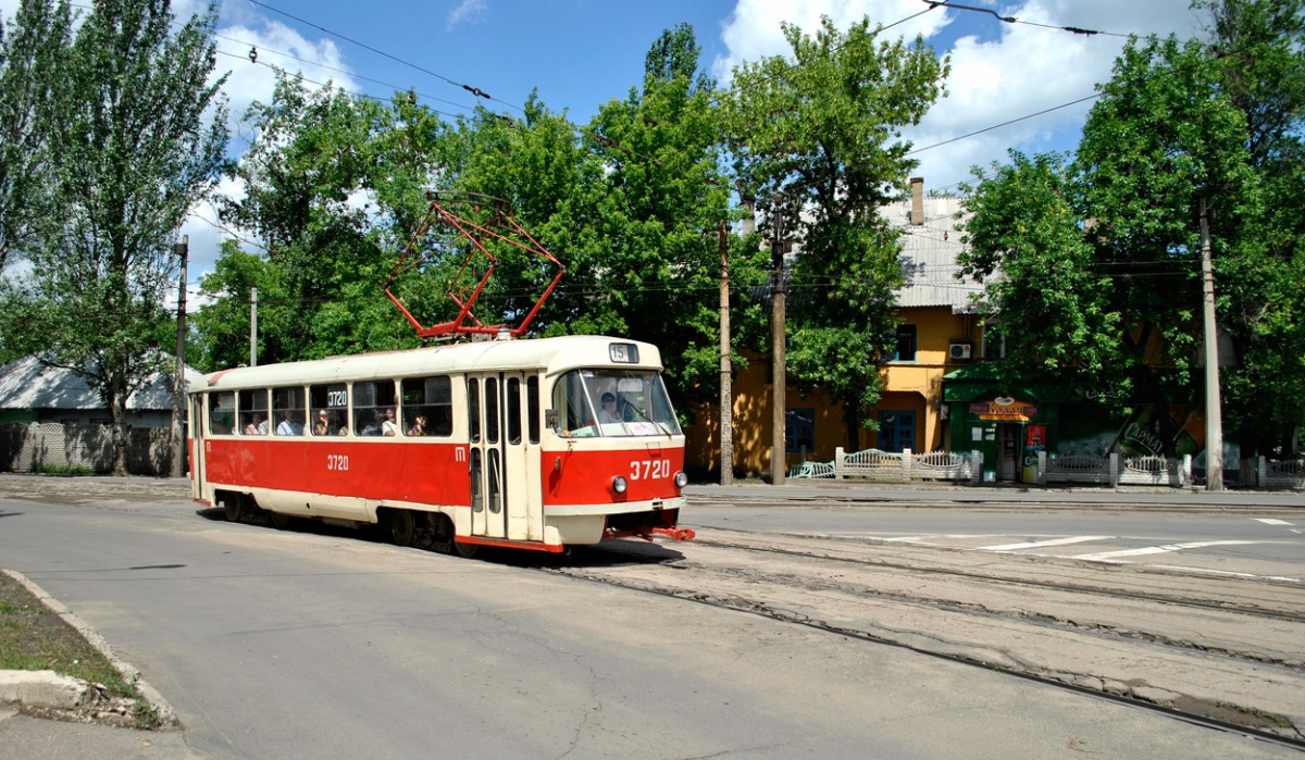 Донецк. Tatra T3 (двухдверная) №3720