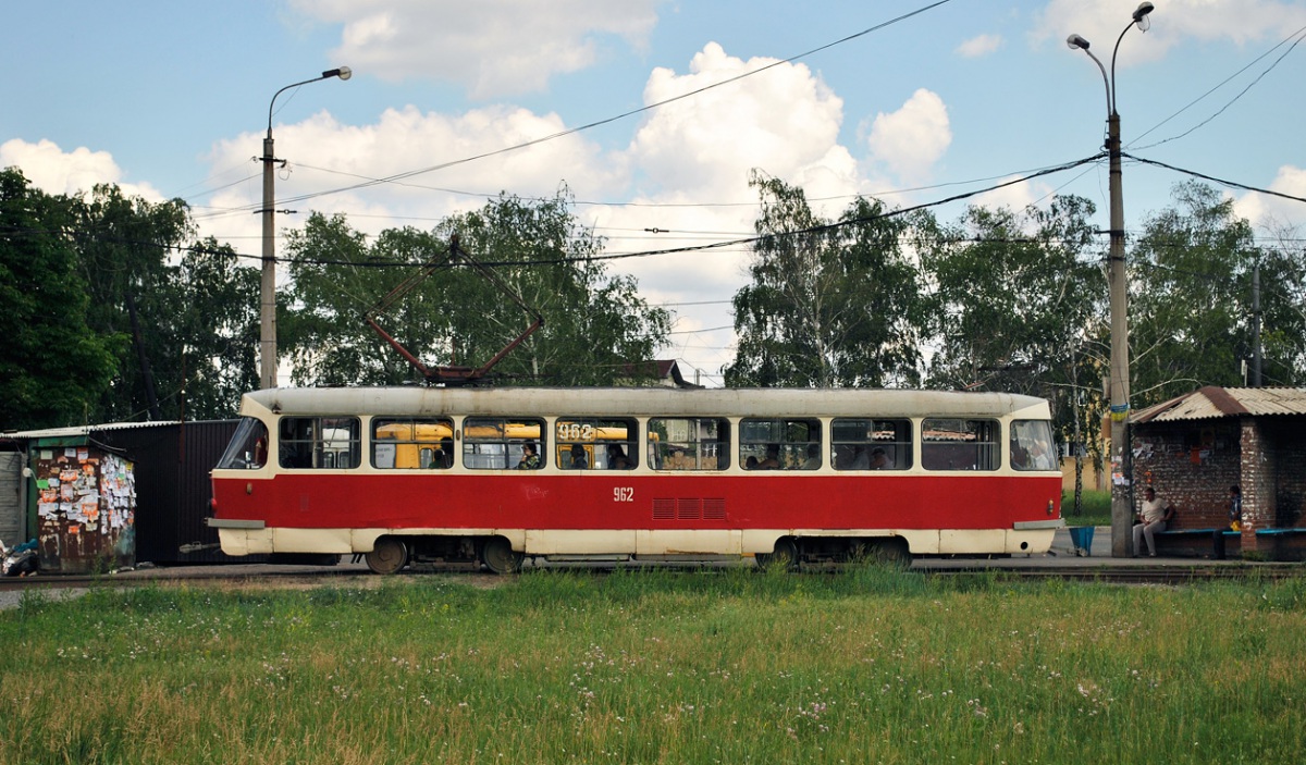 Донецк. Tatra T3SU №962
