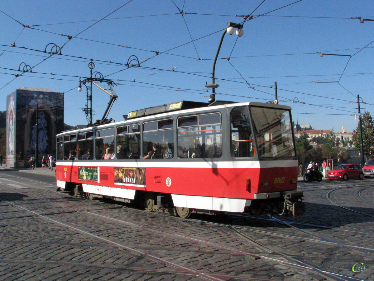 Прага. Tatra T6A5 №8627