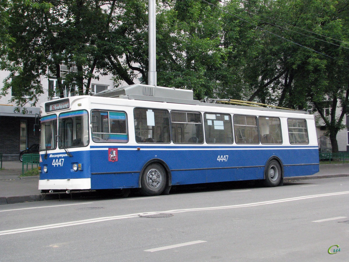 Москва. ЗиУ-682ГМ №4447