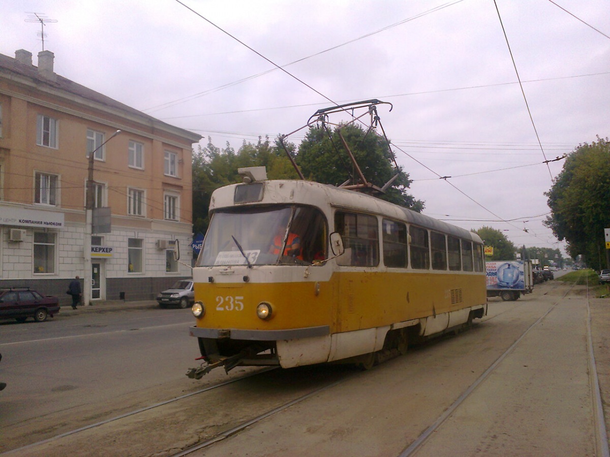 Тверь. Tatra T3SU №235