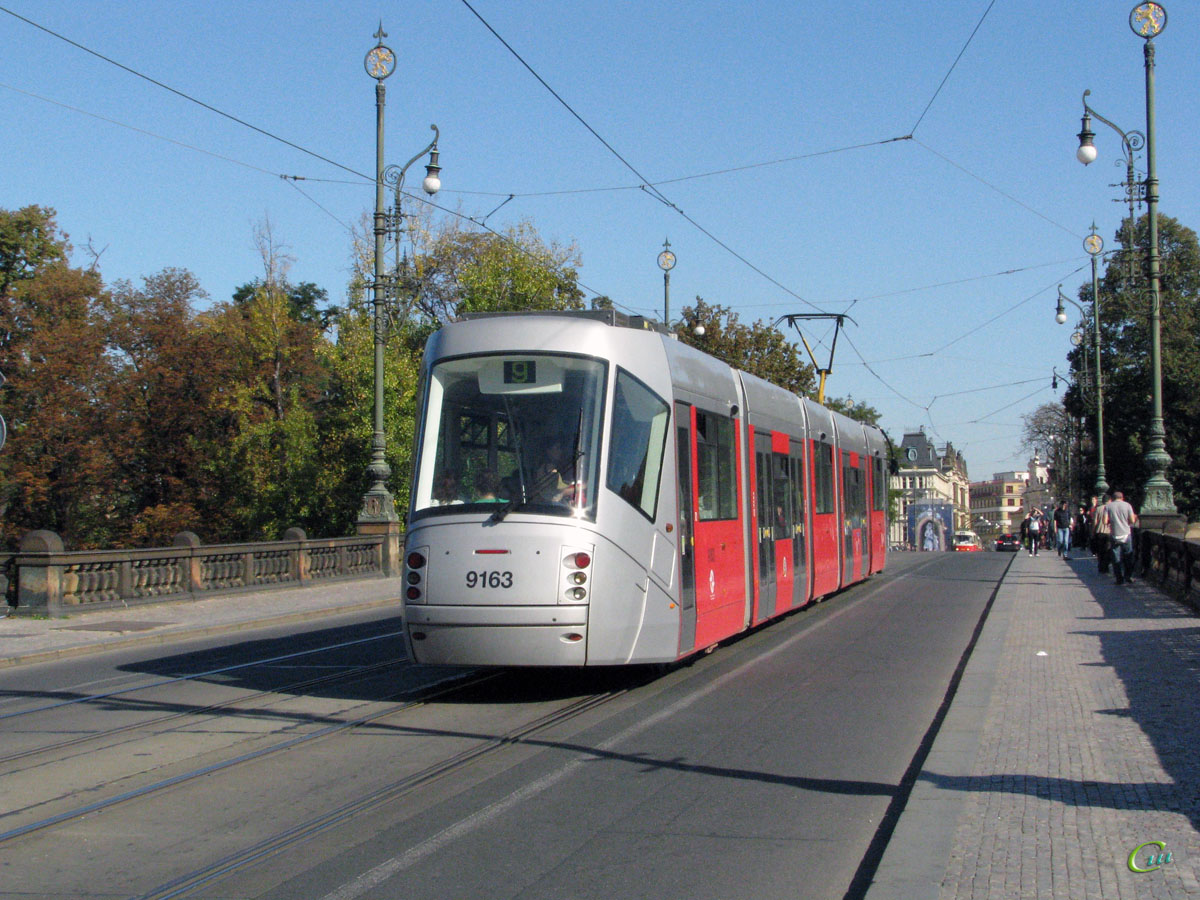Прага. Škoda 14T №9163