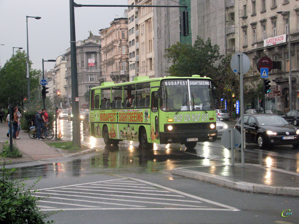 Будапешт. Ikarus 256.50E KTY-042