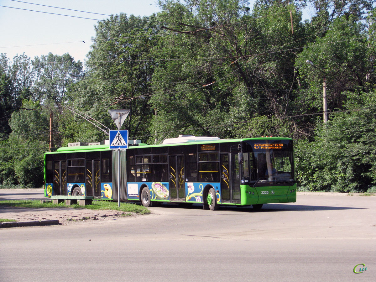 Харьков. ЛАЗ-Е301 №3220