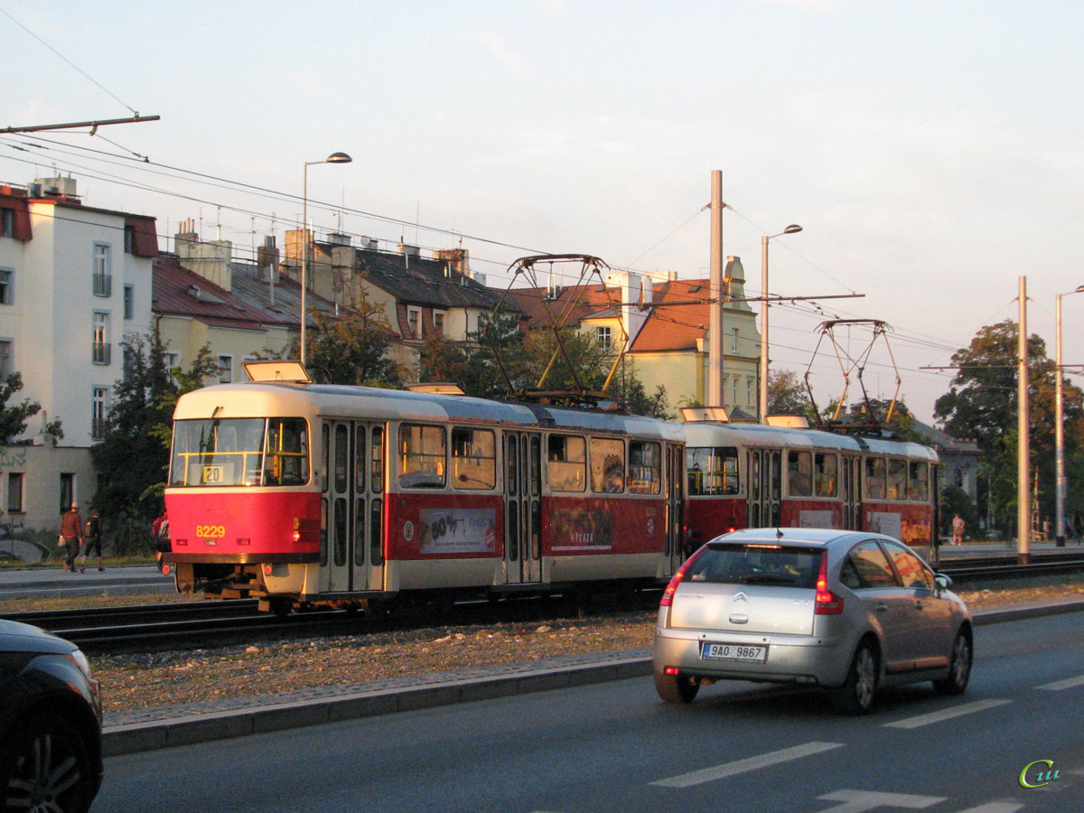 Прага. Tatra T3R.P №8229