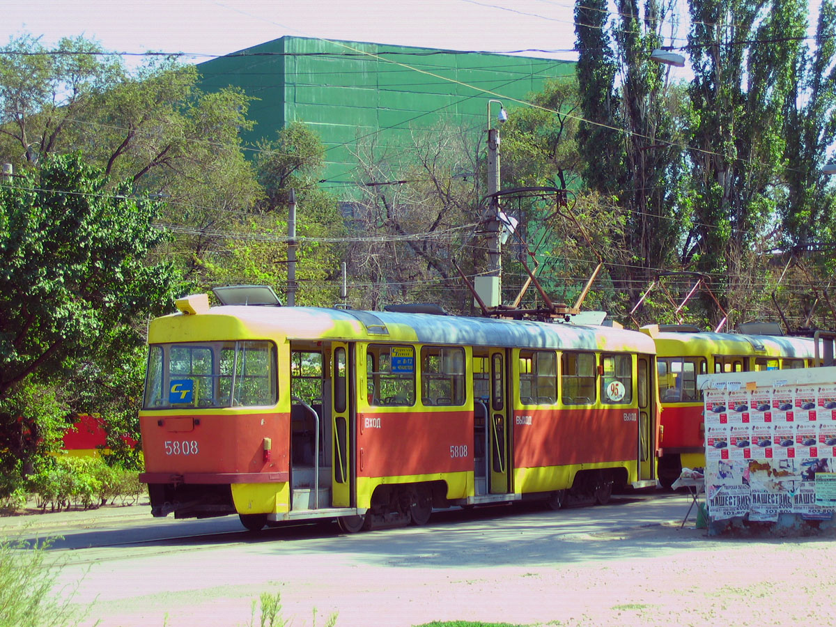 Волгоград. Tatra T3SU №5807, Tatra T3SU №5808