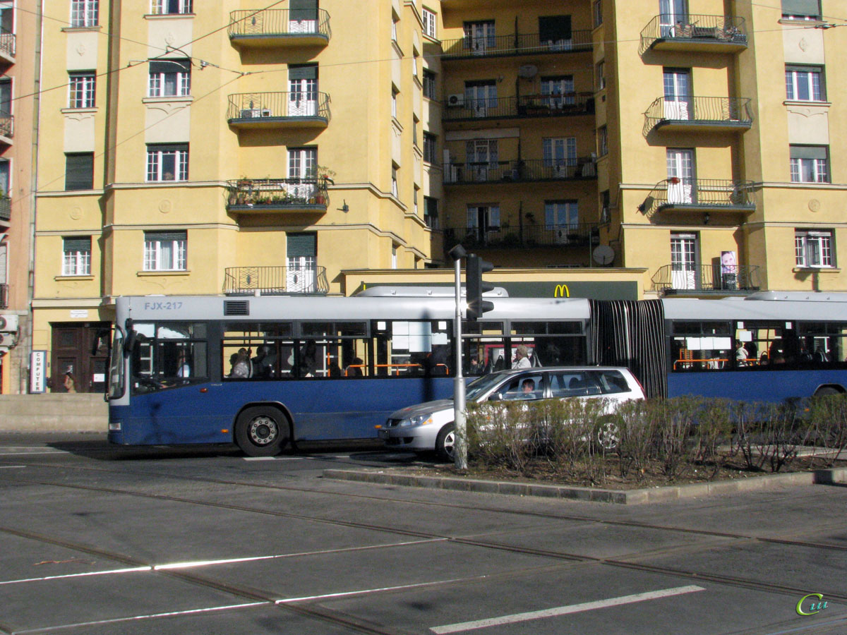 Будапешт. Volvo 7700A FJX-217